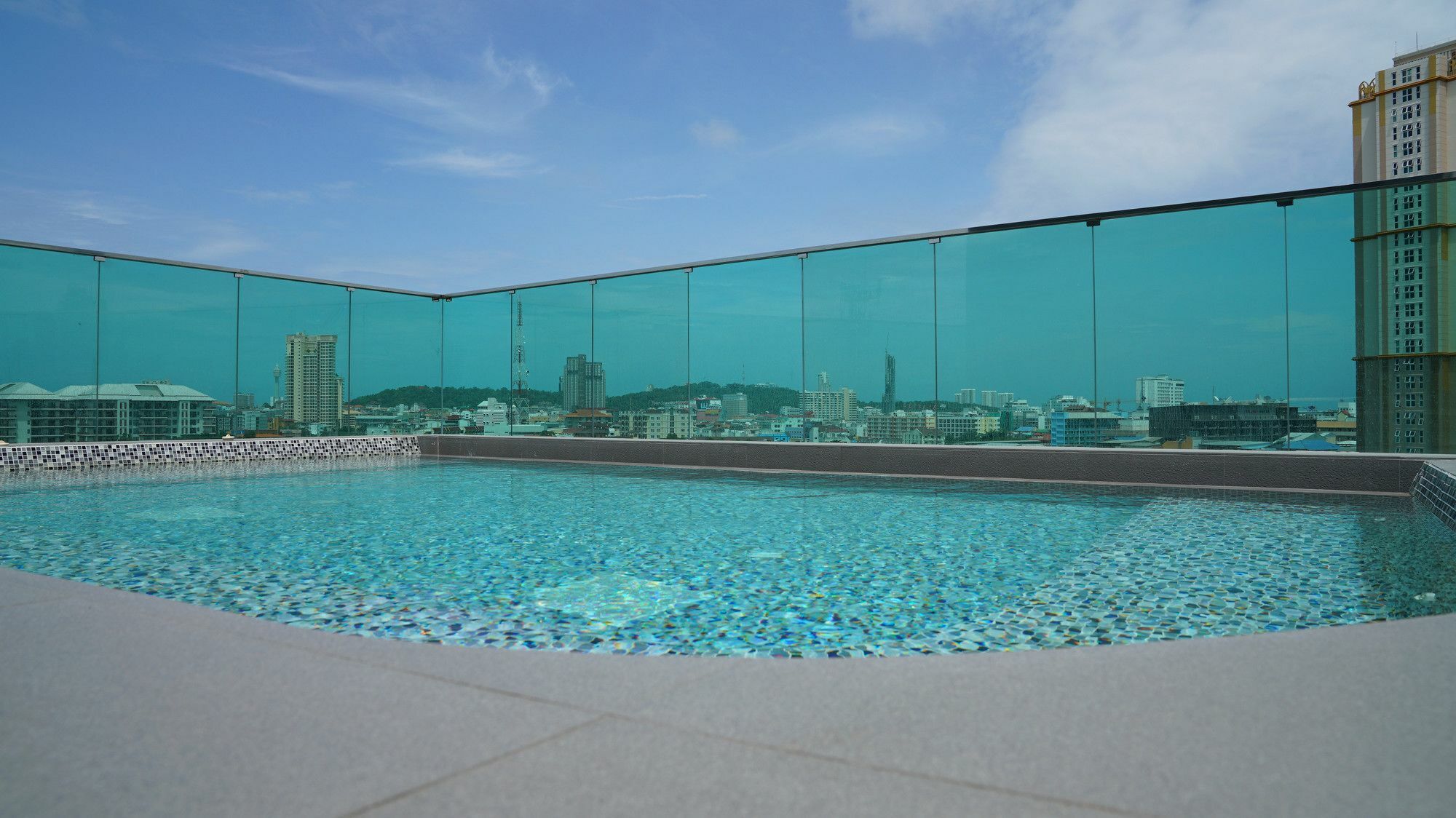Apartamento Urban Attitude Pattaya Exterior foto